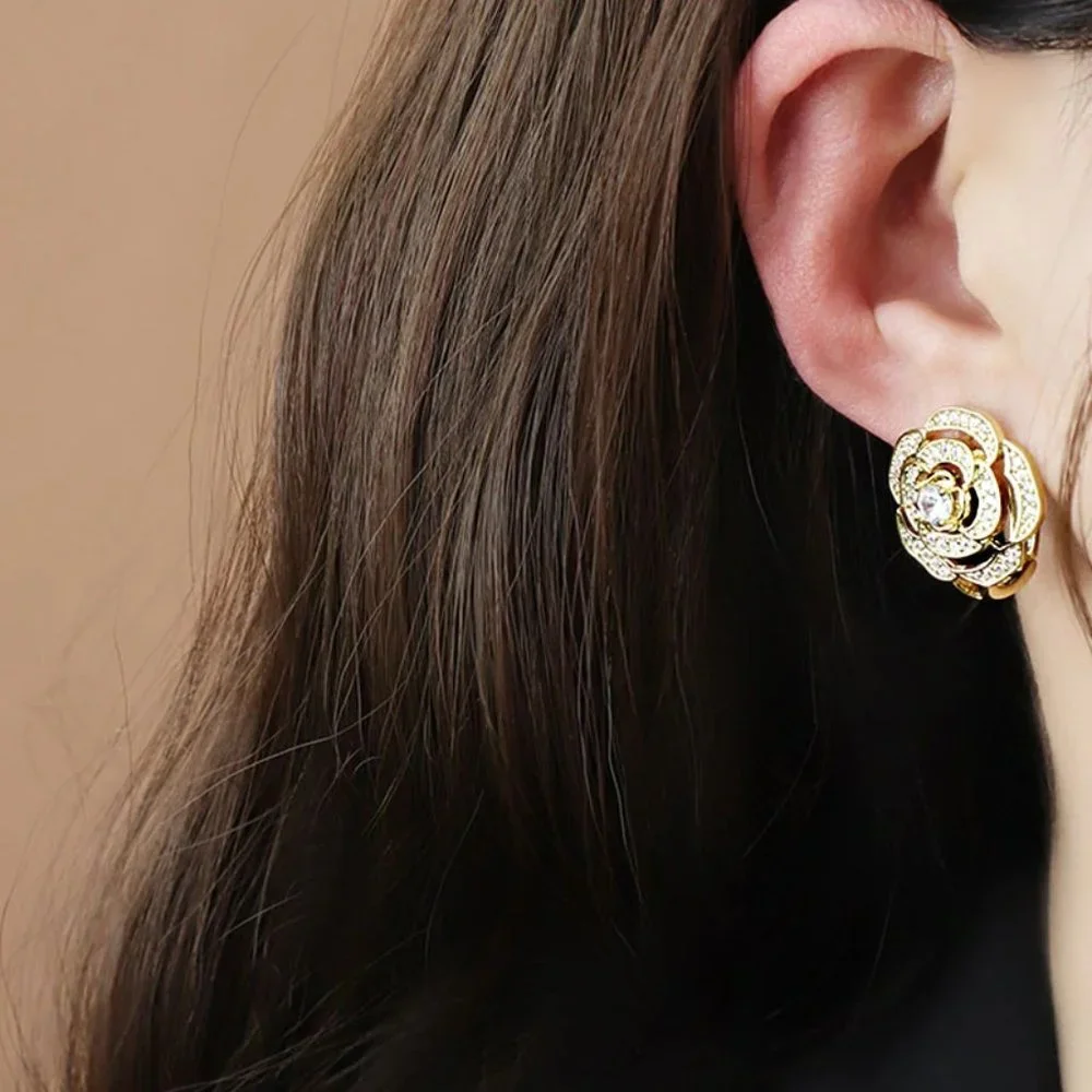 🎁 Silver Plated Diamond CZ Elegant Rose Flower Stud Earrings Women, HA4508